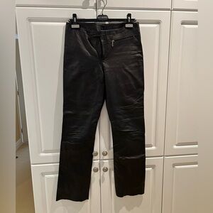 Holt Renfrew Leather Pants Size 6US In Great Condition